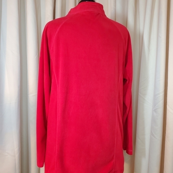 0101. Great Northwest Pullover with Pockets in a Lighter Fleece in RED~ 1X - Picture 5 of 12